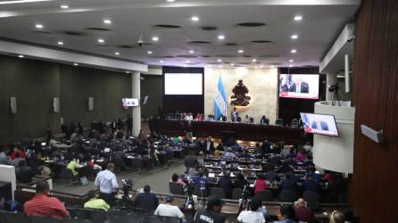 Sesión del 10 de abril en el Congreso Nacional.