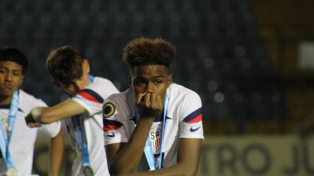 Keyrol Figueroa, hijo del excapitán Maynor de la selección de Honduras, sufrió su primera dolorosa derrota como jugador de Estados Unidos.