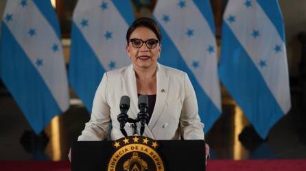Xiomara Castro, presidenta de Honduras, durante una conferencia de prensa desde Casa Presidencial.