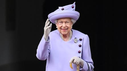 El estado de salud de la reina Isabel II se agravó anoche y este jueves se reportó su fallecimiento.
