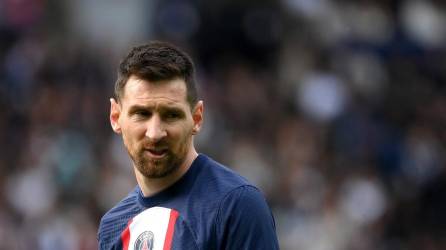 Lionel Messi durante la derrota de 3-1 que sufrió el PSG ante Lorient en juego disputado el domingo.