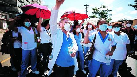 Médicos en una protesta en Tegucigalpa. Foto de archivo.