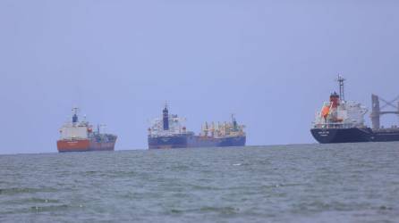 Los importadores de alimentos trasladan el costo de la espera del barco en bahía al precio de los alimentos que compran los hondureños.