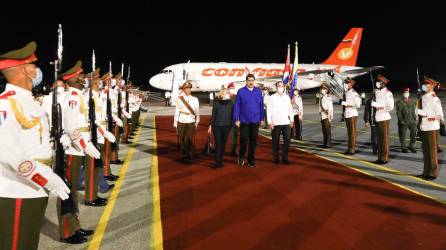 Maduro a su llegada a La Habana para la XX cumbre de la ALBA.