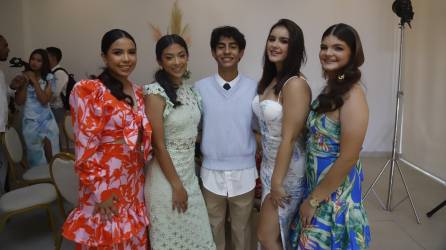 Joselin Aguilar, Kazumi Suguiyama, Santiago Borjas, Viola Morri y Soniamarie Holliday