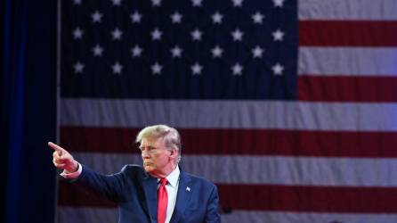 Trump mantiene su postura antiinmigrante en su campaña por la nominación republicana para los comicios de noviembre.