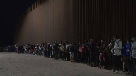 La llegada de migrantes a la frontera sur de EEUU se ha reducido en las últimas semanas, según autoridades estadounidenses.