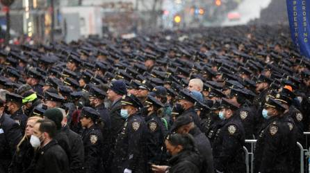 Los policías eran mayoritariamente del cuerpo del departamento de Nueva York, pero a ellos se les unieron colegas de ciudades vecinas.