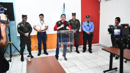 En conferencia de prensa en el plantel de la Enee La Puerta, el ministro Erick Tejada informó que trabajarán de la mano con DPI, Fuerzas Armadas y Ministerio Público.