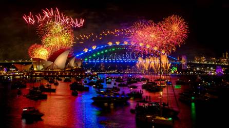 Sídney utilizó más de ocho toneladas de fuegos artificiales para dar la bienvenida al 2024.