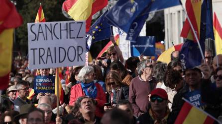 La controversial ley de amnistía desató masivas protestas en las principales ciudades de España contra el jefe de Gobierno, Pedro Sánchez.