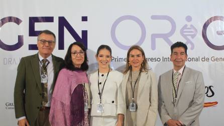 Oradores, expertos en Genética Clínica: Francesc Palau, Janet Honeicka, Camila Egas, Claudia Serrano y Mauricio Caballero.