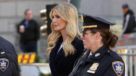 Ivanka regresó a Nueva York tras ser citada como testigo en el juicio por fraude contra Trump.