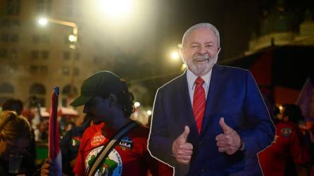 Simpatizantes de Lula de Silva se encuentran en las calles celebrando porque aseguran que ganan en sondeos a boca de urnas.