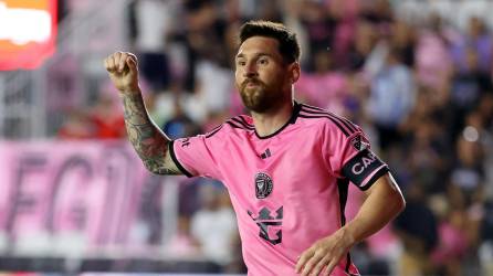 Messi se destapa con doblete y pone líder al Inter Miami en la MLS