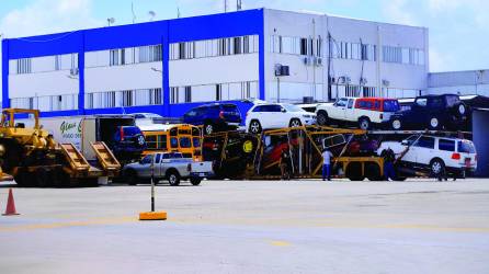 <b>Unas cinco empresas ofrecen el servicio de carga, en la aduana La Mesa hay un promedio de 10,000 operaciones al mes.</b>