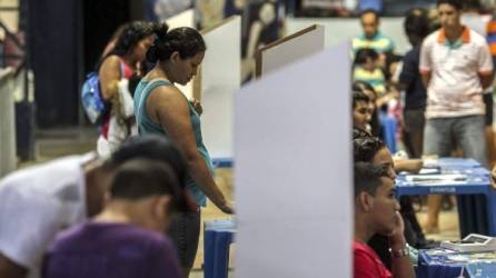 Más de 142 brasileños fueron convocados a elecciones este domingo.
