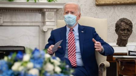 Biden afirmó que los senadores republicanos pueden condenar a Trump tras observar los videos del asalto al Capitolio./AFP.