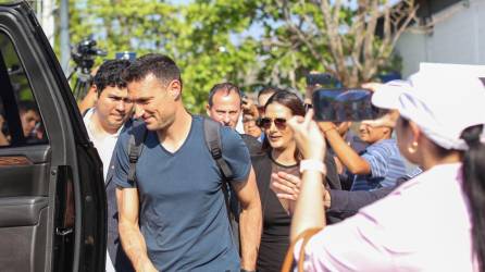 Lionel Scaloni, entrenador campeón del Mundo con Argentina, arribó a El Salvador y ha causado furor en los salvadoreños. ¿Qué anda haciendo el estratega? A continuación los detalles.