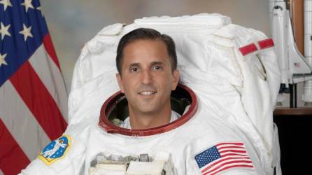 Joseph Acabá es el nuevo jefe de la Oficina de Astronautas del Centro Espacial Johnson en Houston (Texas).