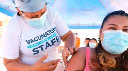 Avanza proceso de vacunación en Honduras Inoculación para adolescentes y embarazadas