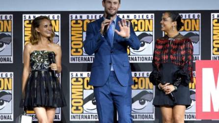 Natalie Portman, Chris Hemsworth y Tessa Thompson hablan en Marvel Studios Panel 2019 Comic-Con International en el Centro de Convenciones de San Diego. AFP