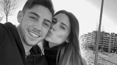 Fede Valverde junto a su esposa Mina Bonino.