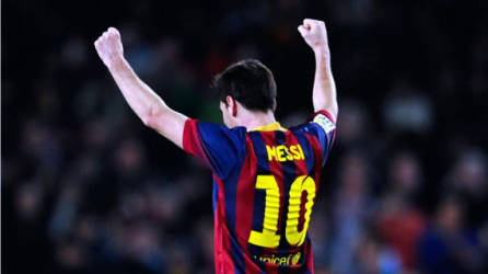 Leo Messi celebrando su primer gol contra el Rayo Vallecano.