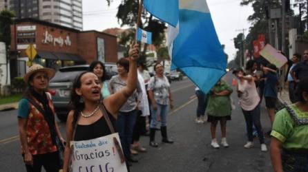 Los guatemaltecos agradecieron a la Cicig su lucha contra la corrupción. Fotos: AFP