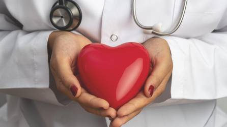 Procure visitar un cardiólogo si tiene dificultades cardiacas.