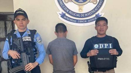 Agentes de la DPI capturaron en Santa Rita, Copán, a un menor de 13 años de edad por suponerle responsable del delito de violación agravada.