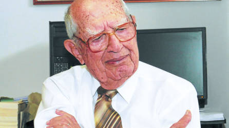 Jorge Bueso Arias acaba de cumplir 94 años de edad.