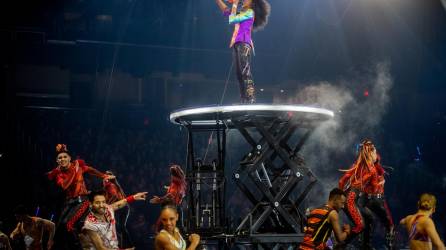 Lauren Irving interpreta “Proud Mary” en el Circo Ringling Bros. and Barnum &amp; Bailey.