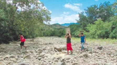Varios ríos se han secado en Honduras debido a la sequía.