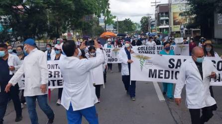 No se descarta que en las próximas semanas haya protestas médicas en el país.