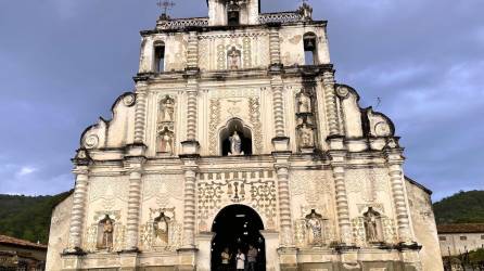 Fotografía de la iglesia de San Manuel de Colohete, en el departamento de Lempira (Honduras).