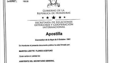 La Apostilla legaliza un documento público o judicial para que tenga validez en el extranjero.