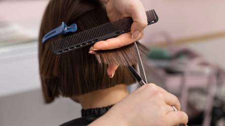 Cortarse el cabello según la Luna se integra en un estilo de vida que busca equilibrio entre cuerpo y naturaleza.