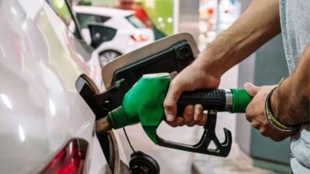 Los combutibles tendrán rebajas de más de tres lempiras a partir del lunes 16 de octubre.