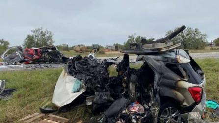 Aparentemente, el accidente entre los dos automóviles ocurrió a las 6:00 de la mañana de este miércoles 8 de noviembre.