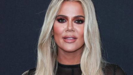 khloé Kardashian admite que se ha hecho algunos 'arreglos' y ha usado bótox.