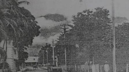 Fotografía de la casa donde funcionó el Instituto Nacional de Cortés, tomada en 1913.