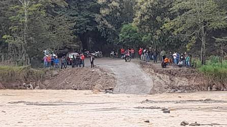 Lluvias le dan el tiro de gracia a infraestructura vial en Copán