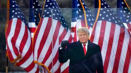 Trump dio un discurso arengando a sus seguidores a marchar hacia el Capitolio antes del asalto ocurrido hace un año en Washington.