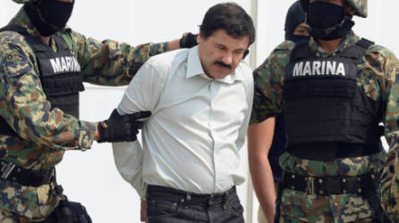 Joaquín 'El Chapo' Guzmán, el narcotraficante más buscado del mundo, fue detenido el sábado 22 de febrero en Mazatlán, México.
