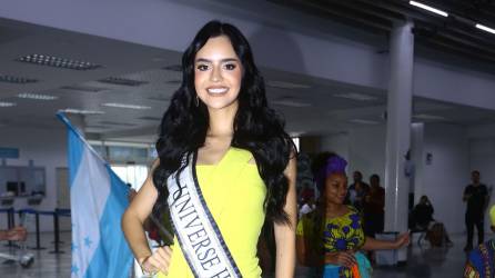 Zuheilyn Clemente lució despampanante en su viaje rumbo a El Salvador