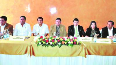 Los miembros del Consejo de la Judicatura se trasladaron a Comayagua a socializar la ley.