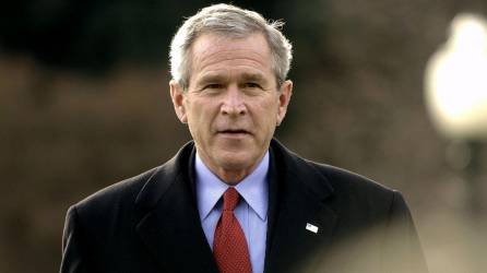 Las autoridades estadounidenses no han informado si el supuesto terrorista de Isis que buscaba asesinar al expresidente George W. Bush fue detenido o se encuentra huyendo.