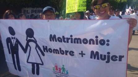 Foto referencial de una manifestación contra el matrimonio gay.