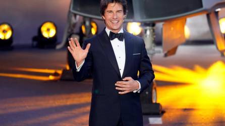 El éxito de Tom Cruise no solo se ha visto reflejado en la pantalla sino también en su bolsillo, pues el actor ganó 100 millones de dólares por “Top Gun: Maverick”, ubicándolo en el top uno de los diez actores mejor pagados.